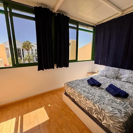 Amplio Y Luminoso Con Vistas Al Mar Mareverde 阿德耶
